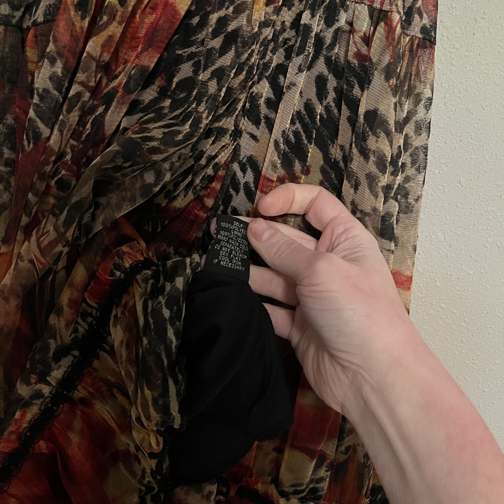 Sheer flowy leopard print floral dress that converts to a long skirt size XL - Picture 6 of 11